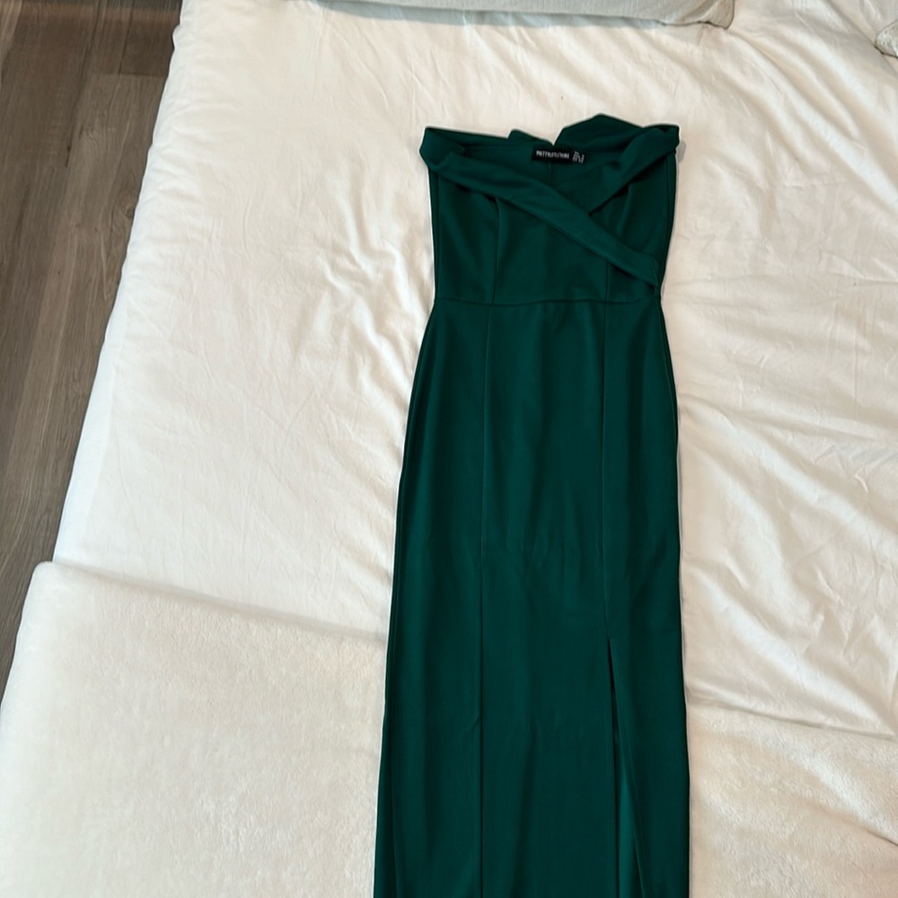 Green long dress with slit